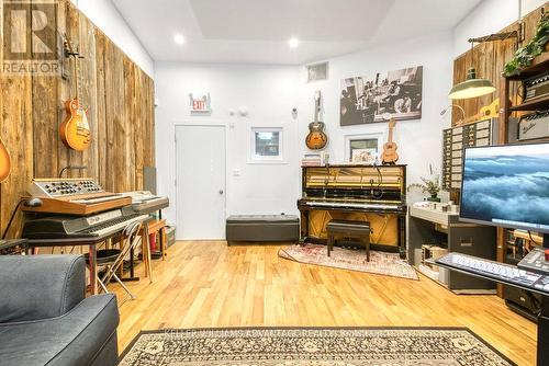 104 Ossington Avenue, Toronto, ON - Indoor