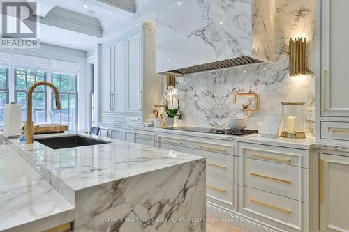 185 Dawlish Avenue, Toronto (Lawrence Park South), ON - Indoor Photo Showing Kitchen With Upgraded Kitchen