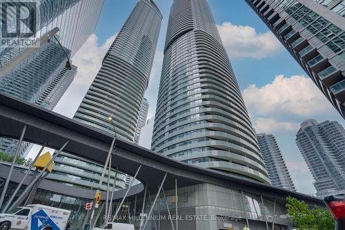 3005 - 12 York Street, Toronto, ON - Outdoor With Facade