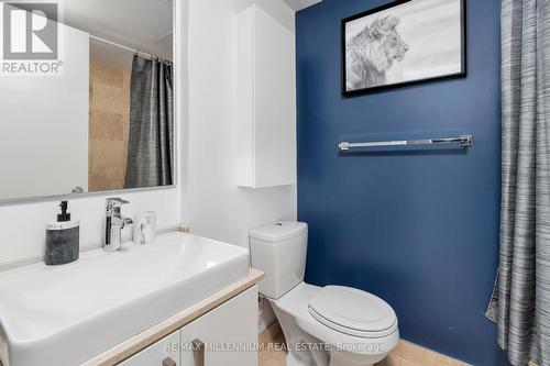 3005 - 12 York Street, Toronto, ON - Indoor Photo Showing Bathroom