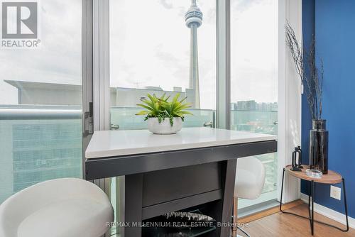 3005 - 12 York Street, Toronto (Waterfront Communities), ON - Indoor