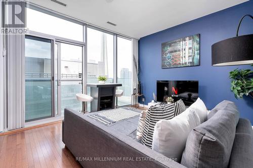 3005 - 12 York Street, Toronto (Waterfront Communities), ON - Indoor