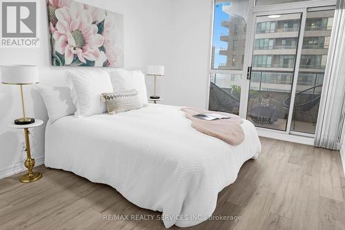 2109 - 23 Hollywood Avenue S, Toronto (Willowdale East), ON - Indoor Photo Showing Bedroom