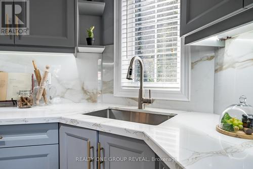 86 Strickland Drive, Ajax (Central West), ON - Indoor Photo Showing Kitchen