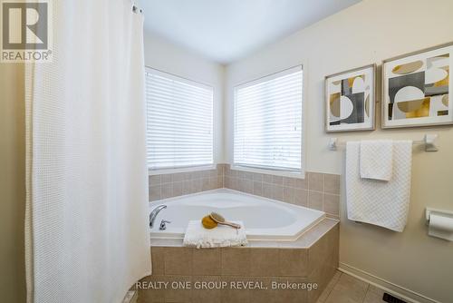 86 Strickland Drive, Ajax (Central West), ON - Indoor Photo Showing Bathroom