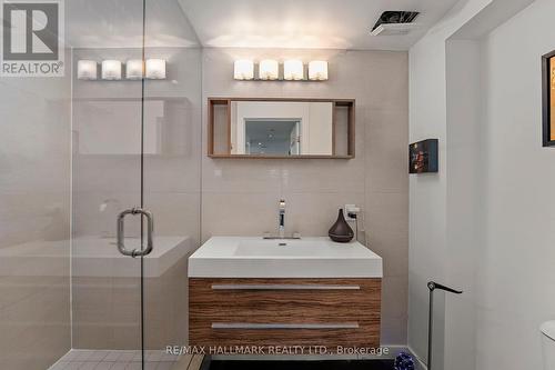 226 - 1173 Dundas Street E, Toronto (South Riverdale), ON - Indoor Photo Showing Bathroom