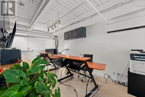 226 - 1173 Dundas Street E, Toronto (South Riverdale), ON - Indoor