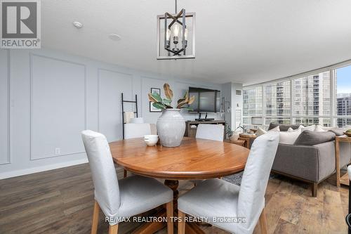 1707 - 50 Eglinton Avenue W, Mississauga (Hurontario), ON - Indoor Photo Showing Dining Room