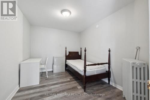 455 Niagara Boulevard, Fort Erie, ON - Indoor Photo Showing Bedroom