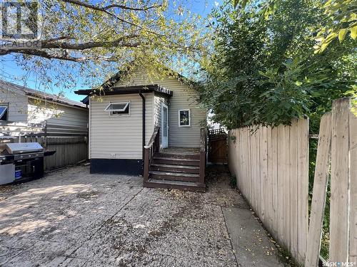 2120 Edgar Street, Regina, SK - Outdoor