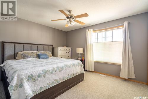 2810 Cranbourn Crescent, Regina, SK - Indoor Photo Showing Bedroom