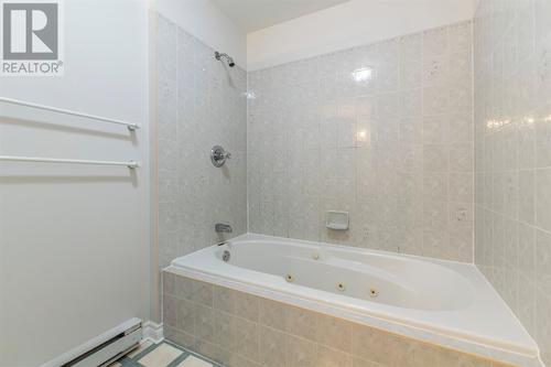 2 Briarwood Place, St. John'S, NL - Indoor Photo Showing Bathroom