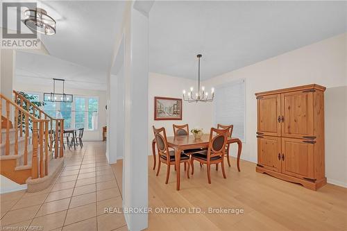 2343 Calloway Drive, Oakville (West Oak Trails), ON - Indoor Photo Showing Dining Room