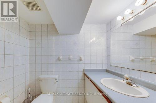 9 Monarchdale Avenue, Toronto (Brookhaven-Amesbury), ON - Indoor Photo Showing Bathroom