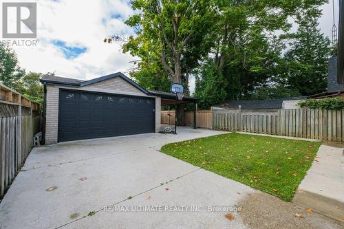 9 Monarchdale Avenue, Toronto (Brookhaven-Amesbury), ON - Outdoor