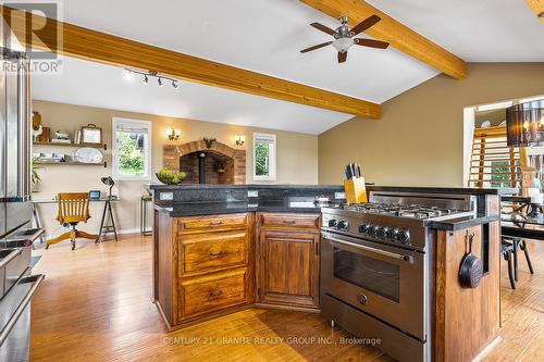 53 South Mountain Road, Kawartha Lakes, ON - Indoor Photo Showing Kitchen