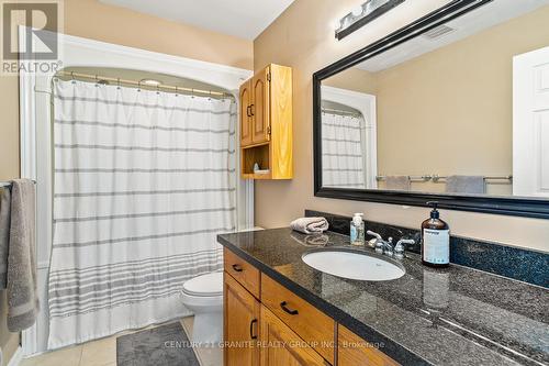 53 South Mountain Road, Kawartha Lakes, ON - Indoor Photo Showing Bathroom