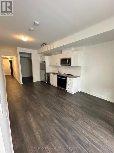 219 - 1660 Victoria Park Avenue E, Toronto (Victoria Village), ON - Indoor Photo Showing Kitchen