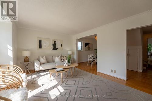 125 Tower Drive, Toronto (Wexford-Maryvale), ON - Indoor Photo Showing Living Room