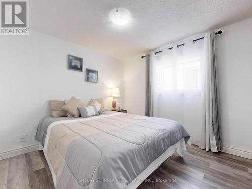 118 Homefield Square, Clarington (Courtice), ON - Indoor Photo Showing Bedroom