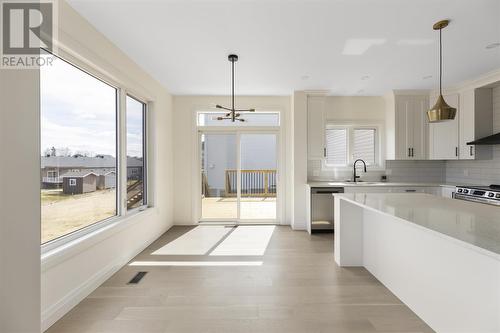 18 Mulberry St, Sault Ste. Marie, ON - Indoor Photo Showing Kitchen