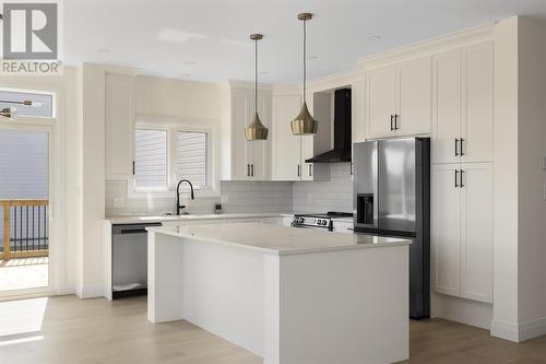 18 Mulberry St, Sault Ste. Marie, ON - Indoor Photo Showing Kitchen With Upgraded Kitchen