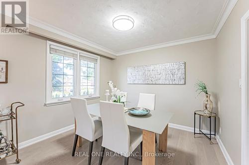 127 Cascade Circle, Richmond Hill (Crosby), ON - Indoor Photo Showing Dining Room