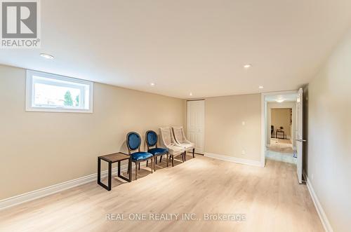 127 Cascade Circle, Richmond Hill (Crosby), ON - Indoor Photo Showing Other Room