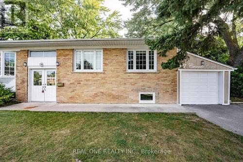 127 Cascade Circle, Richmond Hill (Crosby), ON - Outdoor