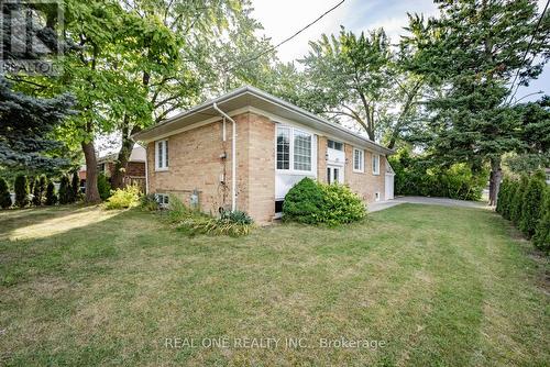 127 Cascade Circle, Richmond Hill (Crosby), ON - Outdoor