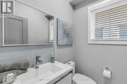 2132 Osbond Road, Innisfil (Alcona), ON - Indoor Photo Showing Bathroom