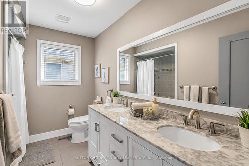 2132 Osbond Road, Innisfil (Alcona), ON - Indoor Photo Showing Bathroom