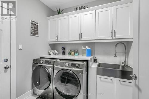 2132 Osbond Road, Innisfil (Alcona), ON - Indoor Photo Showing Laundry Room