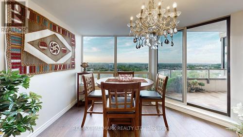 1507 - 8501 Bayview Ave Avenue, Richmond Hill (Doncrest), ON - Indoor Photo Showing Dining Room