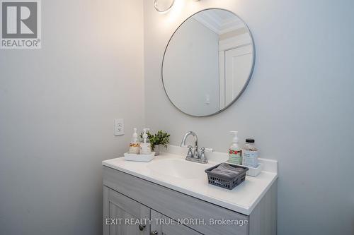 K1 - 155 Edgehill Drive, Barrie (Letitia Heights), ON - Indoor Photo Showing Bathroom