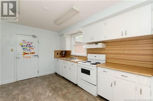 27 Spring Street, Petitcodiac, NB - Indoor Photo Showing Kitchen With Double Sink