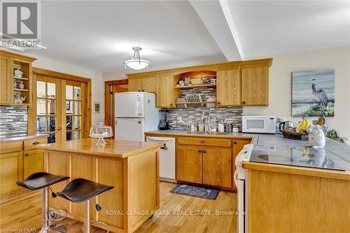 318 Sherin Avenue, Peterborough (Ashburnham), ON - Indoor Photo Showing Kitchen With Double Sink