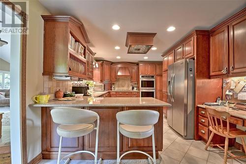 1268 County Rd 20 West, Kingsville, ON - Indoor Photo Showing Kitchen