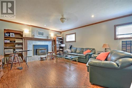 1268 County Rd 20 West, Kingsville, ON - Indoor Photo Showing Living Room With Fireplace