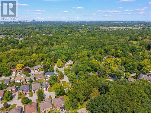 2220 Edgemore Avenue, Lasalle, ON - Outdoor With View