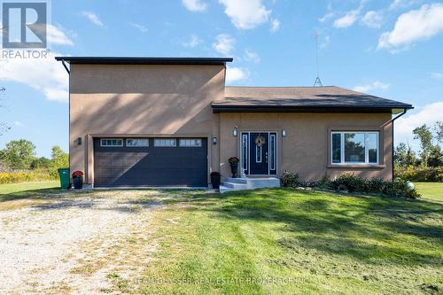 6571 Carroll Drive, Southwest Middlesex (Middlemiss), ON - Outdoor