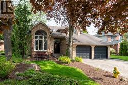 90 CARRIAGE HILL DRIVE  London, ON N5X 3W9