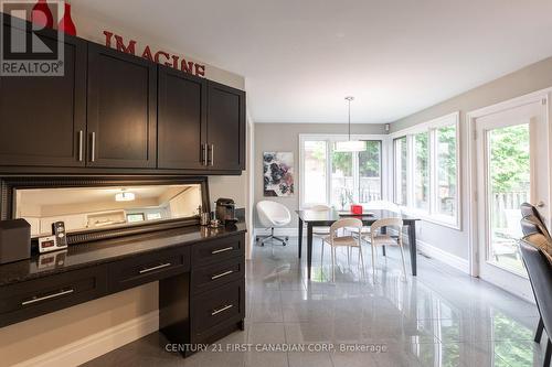 90 Carriage Hill Drive, London, ON - Indoor