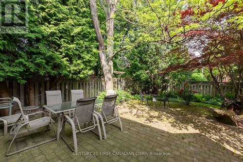 90 Carriage Hill Drive, London, ON - Outdoor