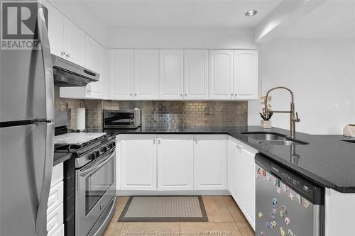 3933 Riverside Drive East, Windsor, ON - Indoor Photo Showing Kitchen With Double Sink