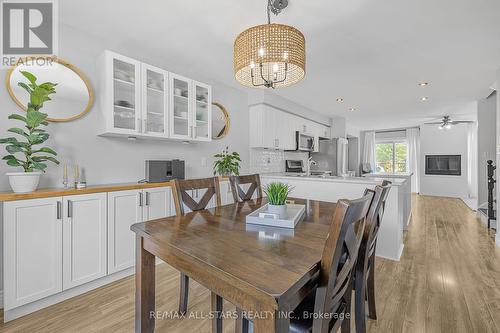 27 Hattie Court, Georgina (Historic Lakeshore Communities), ON - Indoor Photo Showing Dining Room