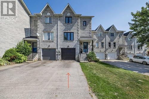 27 Hattie Court, Georgina (Historic Lakeshore Communities), ON - Outdoor With Facade