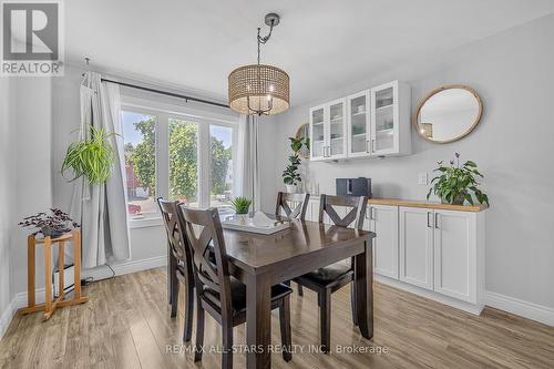 27 Hattie Court, Georgina (Historic Lakeshore Communities), ON - Indoor Photo Showing Dining Room