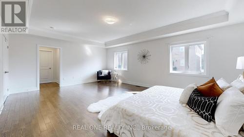 7 Murray Leona Lane, East Gwillimbury (Queensville), ON - Indoor Photo Showing Bedroom