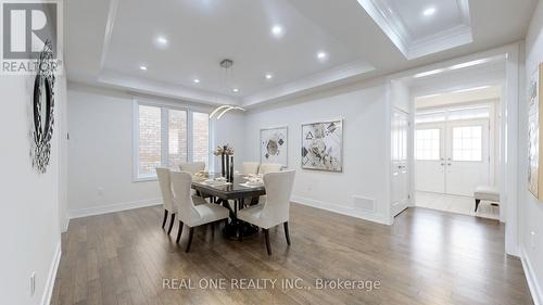 7 Murray Leona Lane, East Gwillimbury (Queensville), ON - Indoor Photo Showing Dining Room